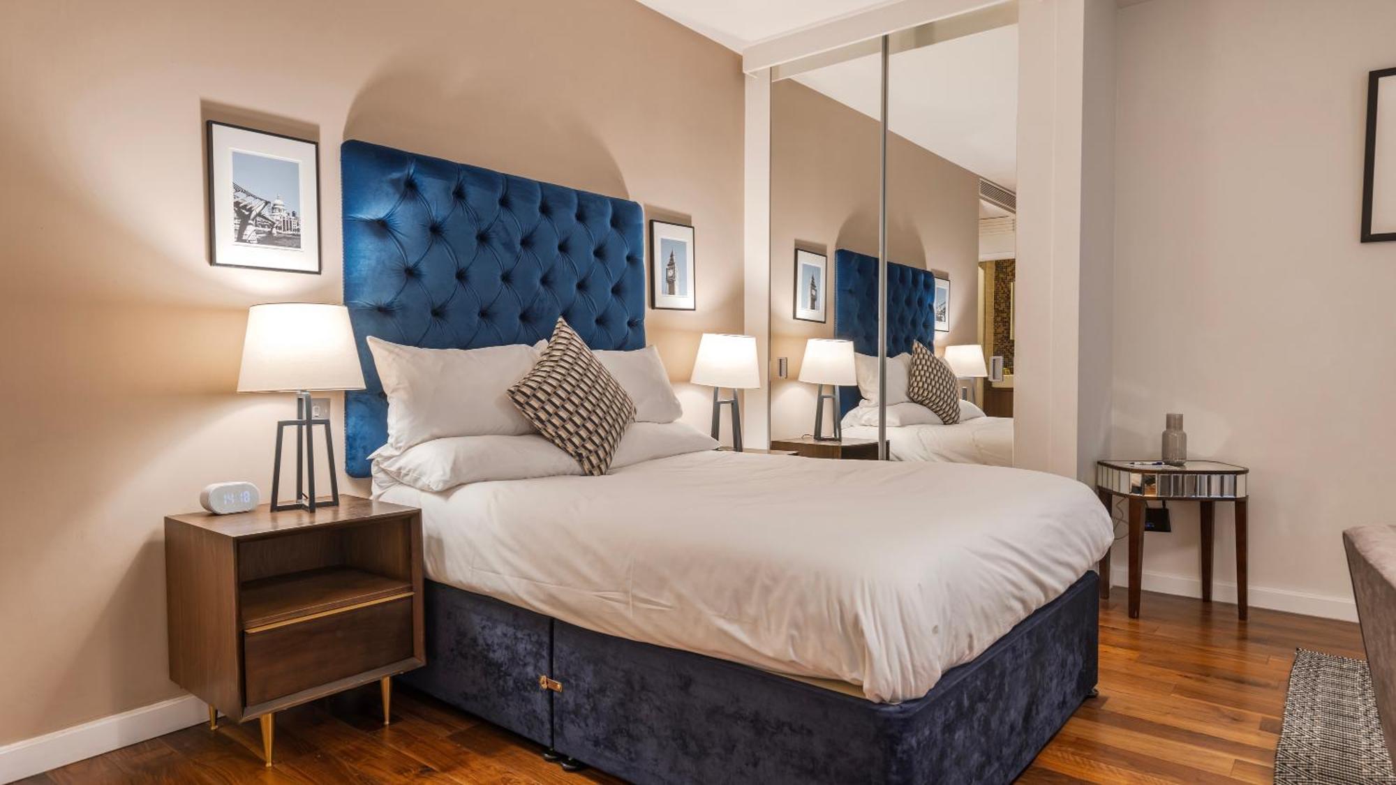 Monument Serviced Apartments By Lovelystay Лондон Екстер'єр фото